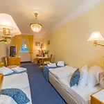 Hotel Tri Lilie