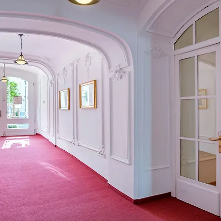Hotel Tři Lilie 4*