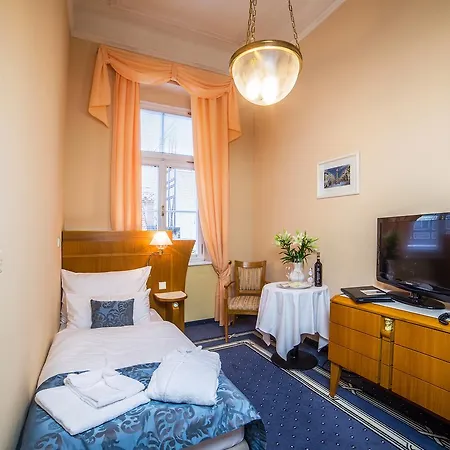 Hotel Tři Lilie 4*