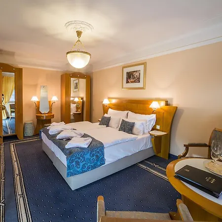 Hotel Tři Lilie Františkovy Lázně
